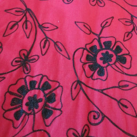 House of Anthropologie Red Cotton Jacket Top Embroidered - Picture 5 of 6
